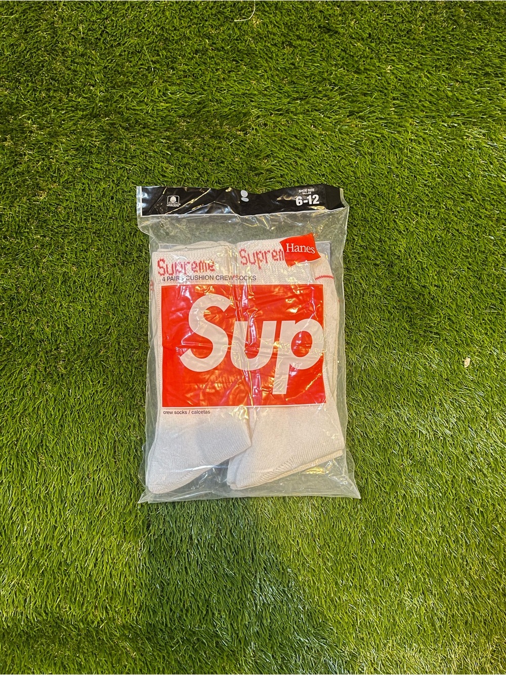 White Hanes  Socks